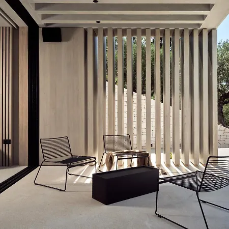 Alpha - A Leading Luxury Villa! Βίλα